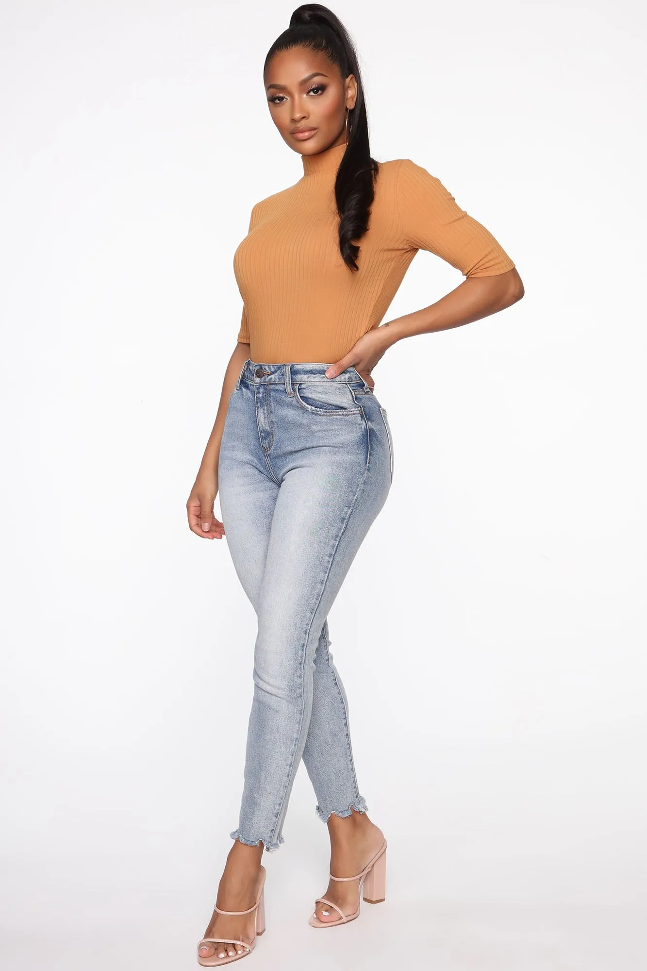 Ansley Mock Neck Short Sleeve Tee - Camel