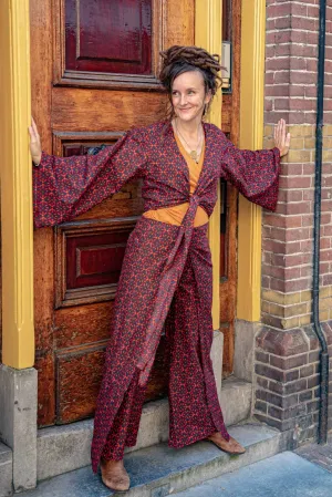 Happy suit- de enige echte- red. Surprise - boho pants & butterfly shirt