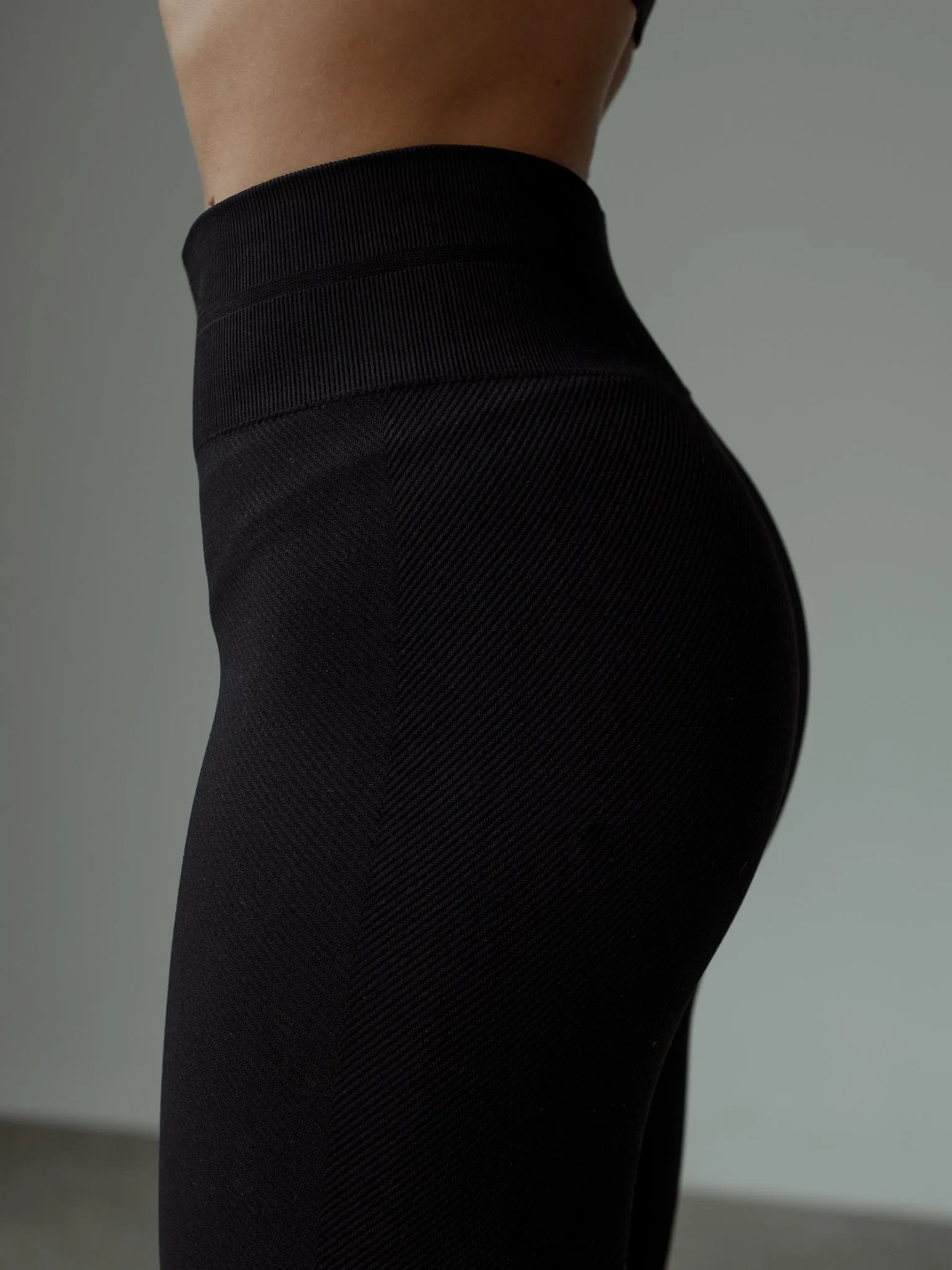 WIRED SEAMLESS LEGGINGS - SHADOW