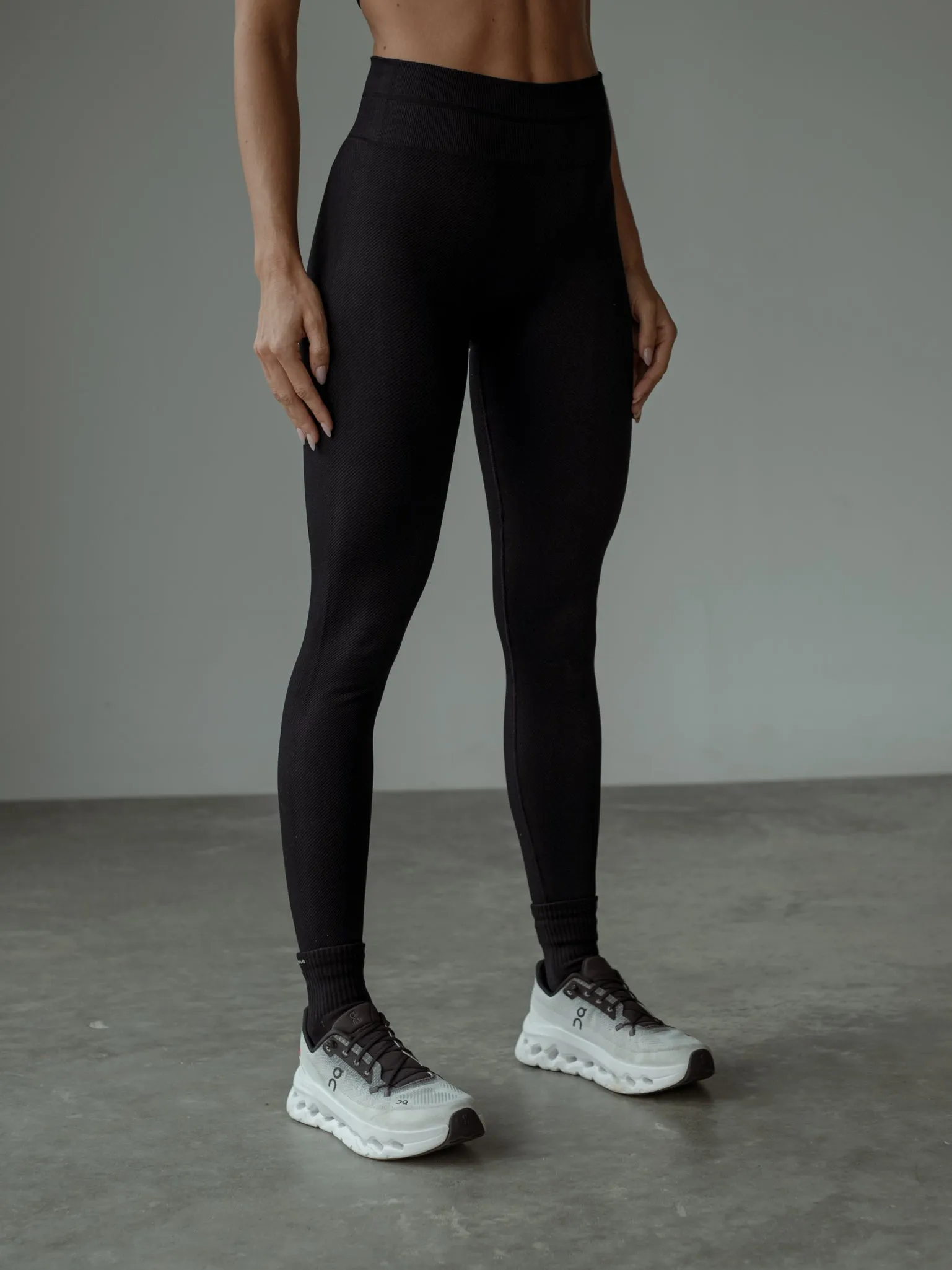 WIRED SEAMLESS LEGGINGS - SHADOW